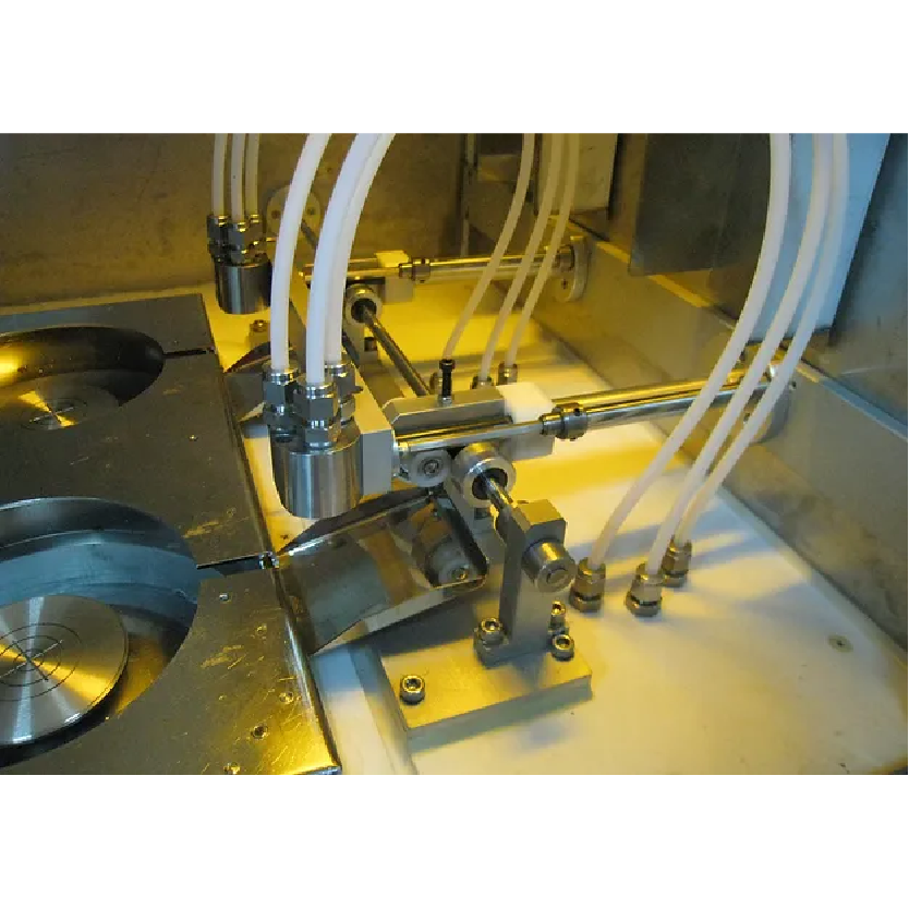 Semi-automatic four-axis developer