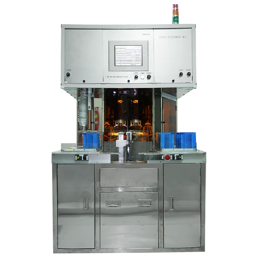Fully automatic four-axis developer