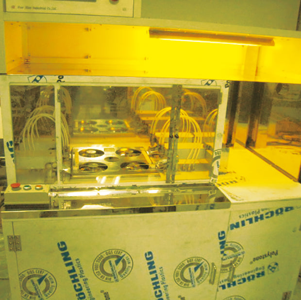 f.  3. 4-inch programmable display fixing machine